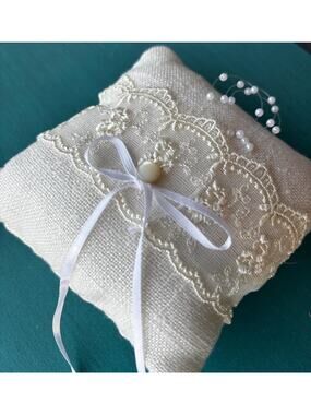Handmade Ring Bearer Pillow: Lace Wedding Ring Cushion